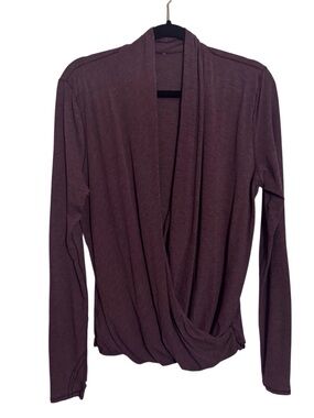Lululemon Size Medium Purple Long Sleeve Radiant Top Stretch Wrap Athletic Gym